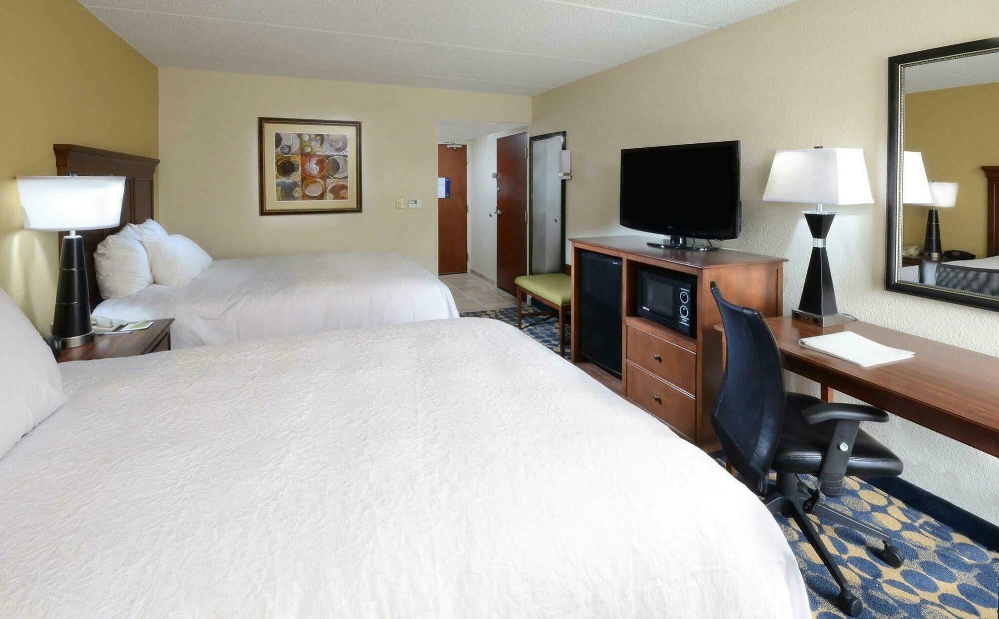 Hampton Bragg Fayetteville