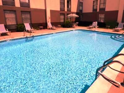 Hotel Hampton Bragg